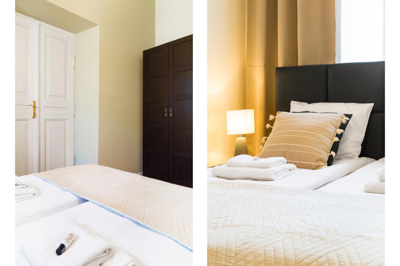 Glamorous Apartment In Heart Of Old Town Krakow Luaran gambar