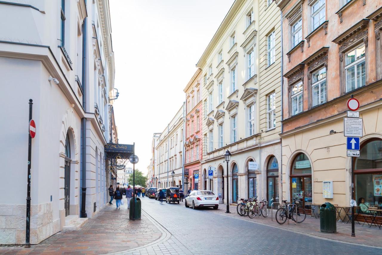Glamorous Apartment In Heart Of Old Town Krakow Luaran gambar