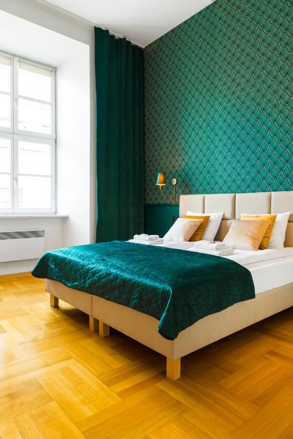 Glamorous Apartment In Heart Of Old Town Krakow Luaran gambar