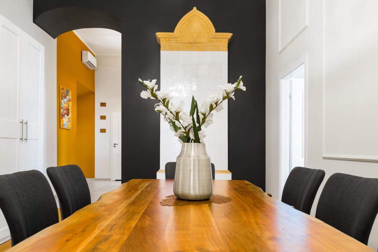 Glamorous Apartment In Heart Of Old Town Krakow Luaran gambar